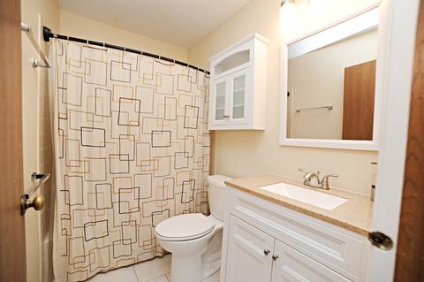 4574 Opal Dr, Hoffman Estates, IL 60192 photo 16