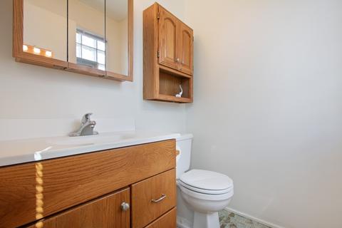 2115 Rolling Ridge Ln, Lindenhurst, IL 60046 photo 9