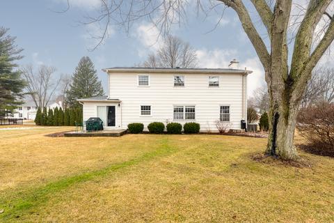 2 S259 Arrowhead Dr, Wheaton, IL 60189 photo 18
