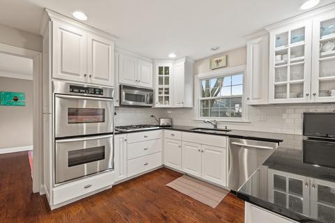 2 S259 Arrowhead Dr, Wheaton, IL 60189 photo 6