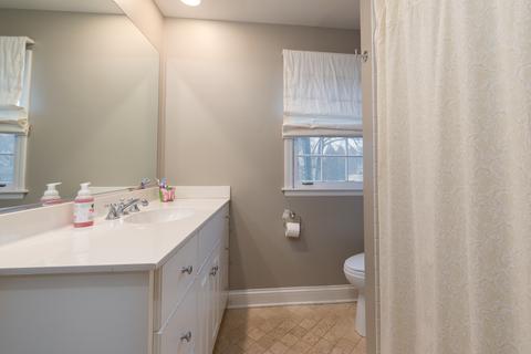 2 S259 Arrowhead Dr, Wheaton, IL 60189 photo 17