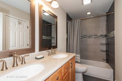 990 Baltusrol Dr, Elgin, IL 60123 photo 10