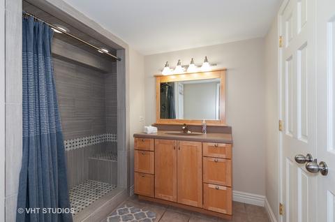 990 Baltusrol Dr, Elgin, IL 60123 photo 15