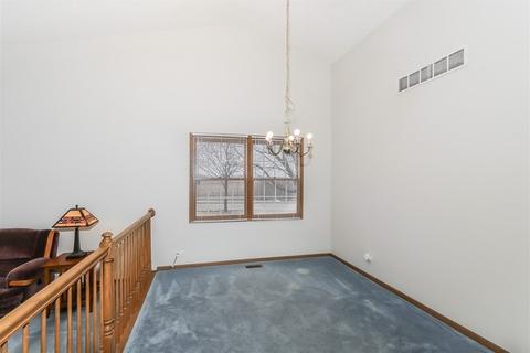1052 Trillium Ln, Bartlett, IL 60103 photo 5