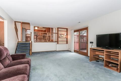 1052 Trillium Ln, Bartlett, IL 60103 photo 14
