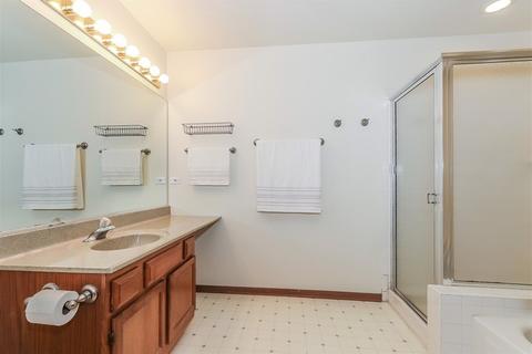 1052 Trillium Ln, Bartlett, IL 60103 photo 18