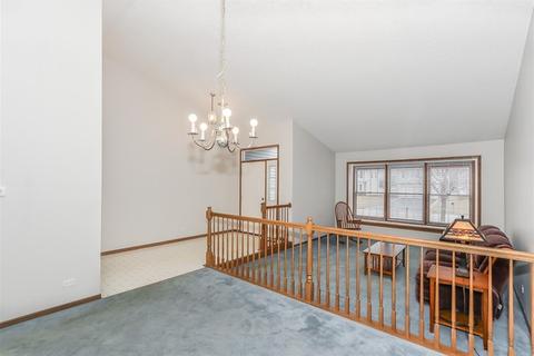 1052 Trillium Ln, Bartlett, IL 60103 photo 6