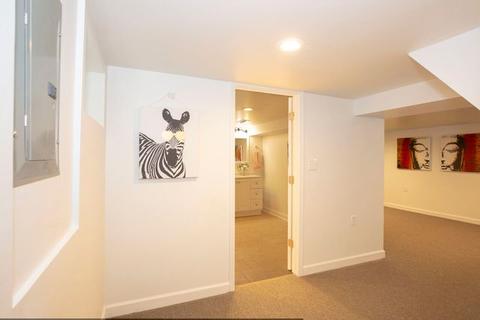 9655 S Prairie Ave, Chicago, IL 60628 photo 15