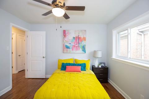 9655 S Prairie Ave, Chicago, IL 60628 photo 9