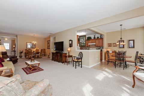 2443 Rolling Rdg Ln, Elgin, IL 60124 photo 3