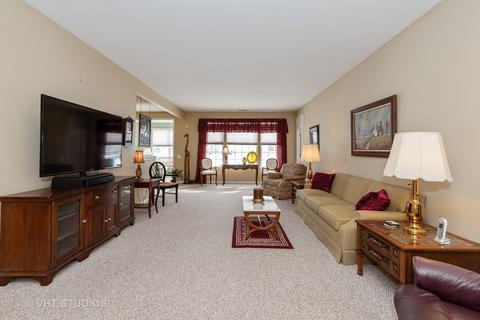 2443 Rolling Rdg Ln, Elgin, IL 60124 photo 2