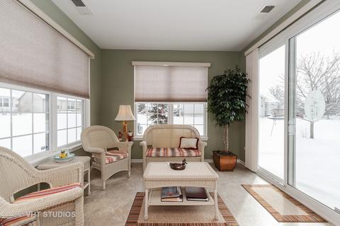 2443 Rolling Rdg Ln, Elgin, IL 60124 photo 9