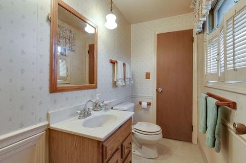 610 Howard Ct, East Dundee, IL 60118 photo 21