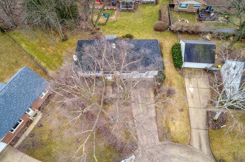 610 Howard Ct, East Dundee, IL 60118 photo 23