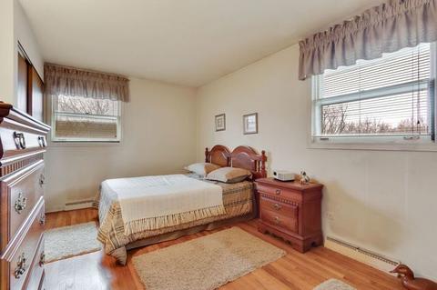 610 Howard Ct, East Dundee, IL 60118 photo 17