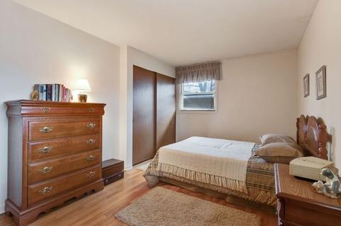 610 Howard Ct, East Dundee, IL 60118 photo 14