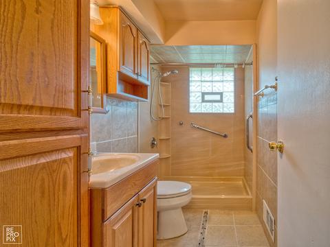 5908 Western Ave, Willowbrook, IL 60527 photo 8