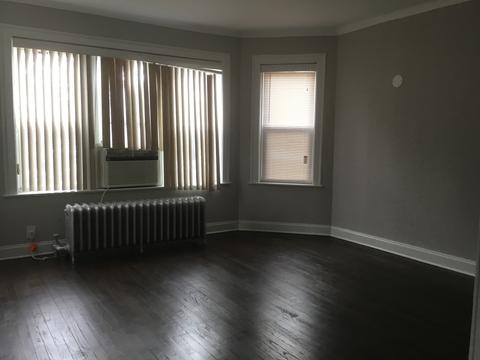1613 E 74th Pl, Chicago, IL 60619 photo 8