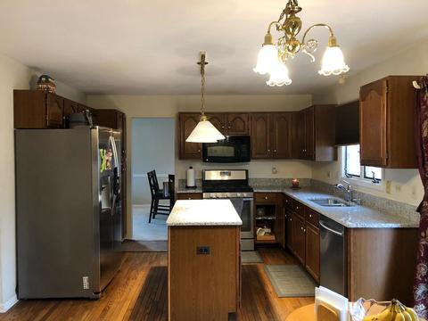 240 Windsor Dr, Bartlett, IL 60103 photo 13