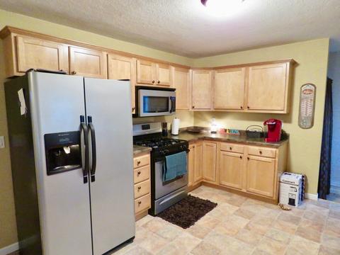203 E Douglas St, Carlock, IL 61725 photo 6