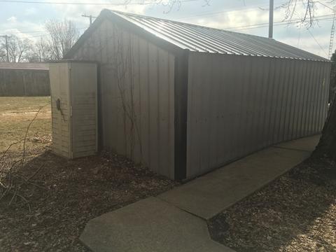 315 W Devlin St, Spring Valley, IL 61362 photo 3