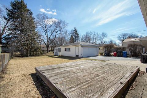 443 Vassar Ln, Des Plaines, IL 60016 photo 16