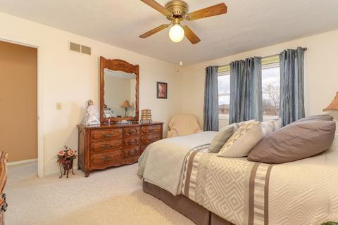 203 S Towanda Ave #B, Normal, IL 61761 photo 16