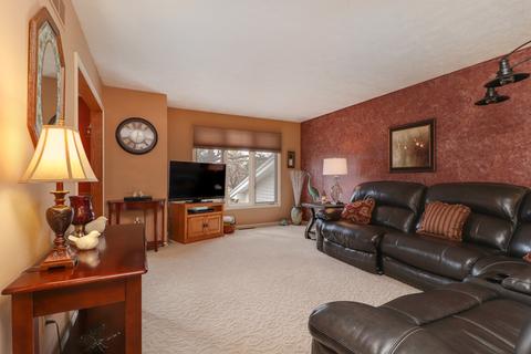 203 S Towanda Ave #B, Normal, IL 61761 photo 2