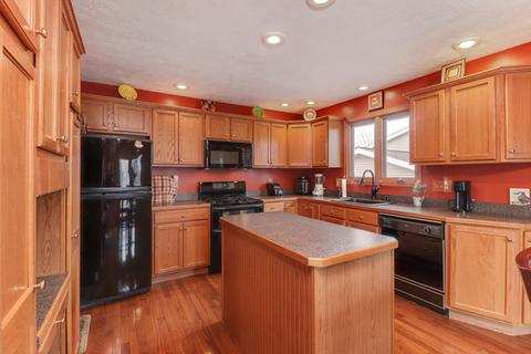 203 S Towanda Ave #B, Normal, IL 61761 photo 13