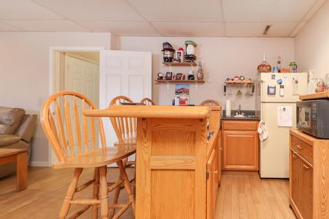 203 S Towanda Ave #B, Normal, IL 61761 photo 27