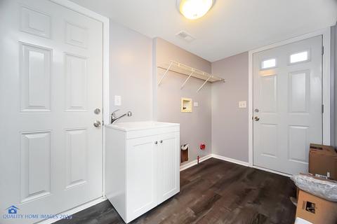 805 E 152nd St, Phoenix, IL 60426 photo 27