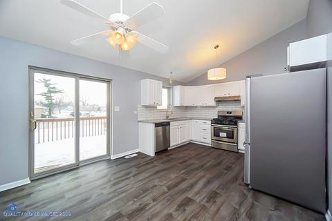 805 E 152nd St, Phoenix, IL 60426 photo 10