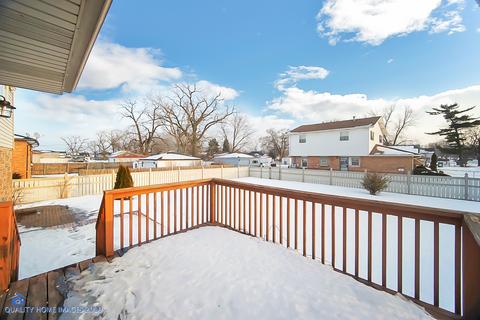 805 E 152nd St, Phoenix, IL 60426 photo 28