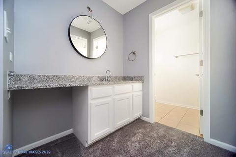 805 E 152nd St, Phoenix, IL 60426 photo 24