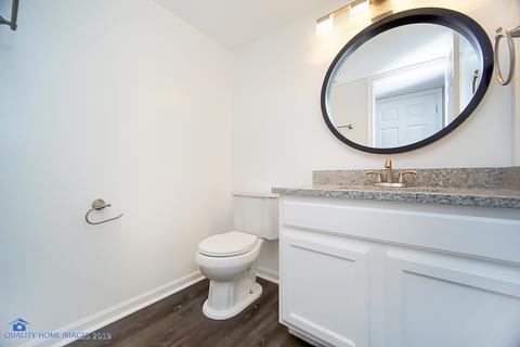 805 E 152nd St, Phoenix, IL 60426 photo 17