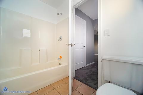 805 E 152nd St, Phoenix, IL 60426 photo 26