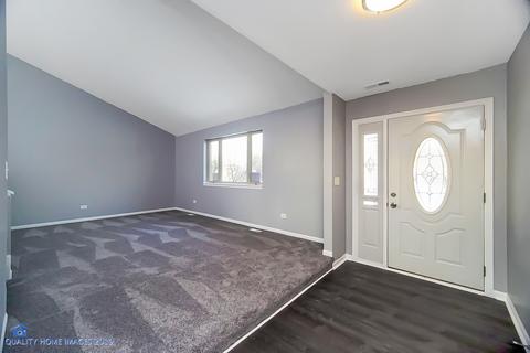 805 E 152nd St, Phoenix, IL 60426 photo 4