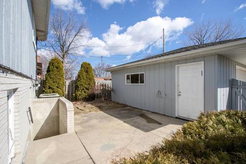 7944 W 75th St, Bridgeview, IL 60455 photo 16