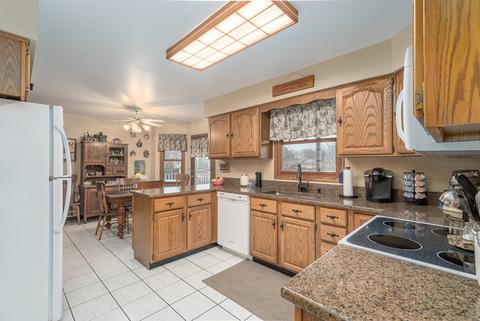 16311 S Peerless Ct, Plainfield, IL 60586 photo 10
