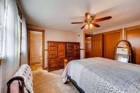 69 Lockman Cir, Elgin, IL 60123 photo 16