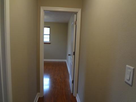 550 Howard Ave, East Dundee, IL 60118 photo 7