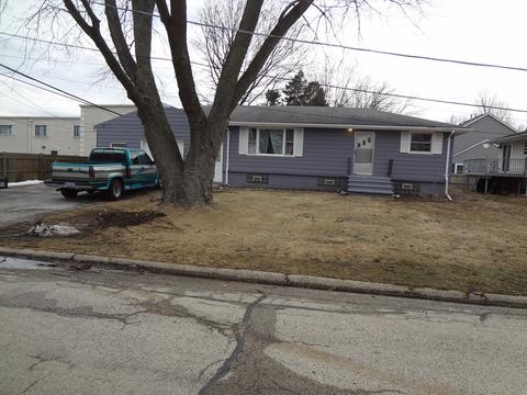 550 Howard Ave, East Dundee, IL 60118 photo 1