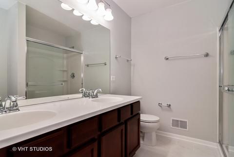 262 Devoe Dr, Oswego, IL 60543 photo 9