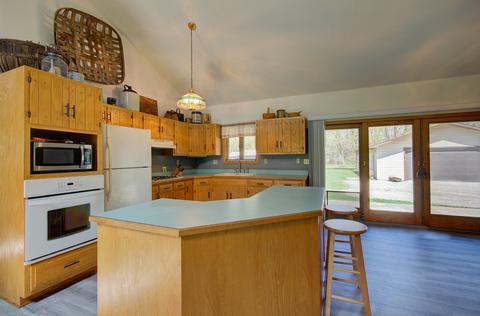 668 W 3rd St, Braidwood, IL 60408 photo 7