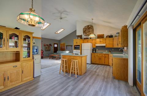 668 W 3rd St, Braidwood, IL 60408 photo 11