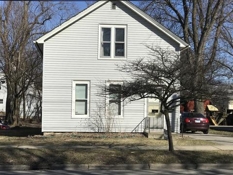 462 Jackson St, Aurora, IL 60505 photo 1