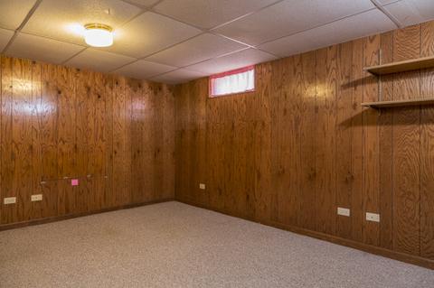 320 N Worth Ave, Elgin, IL 60123 photo 23