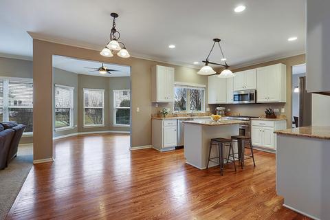 26761 Lindengate Cir, Plainfield, IL 60585 photo 9