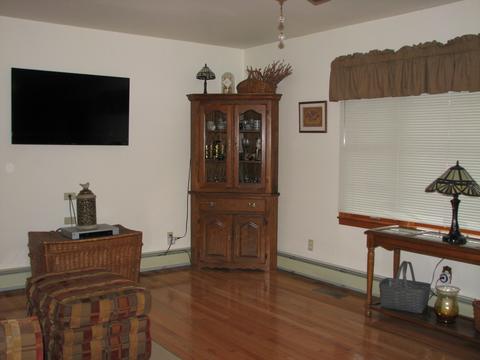 304 Ensey St, Tuscola, IL 61953 photo 6