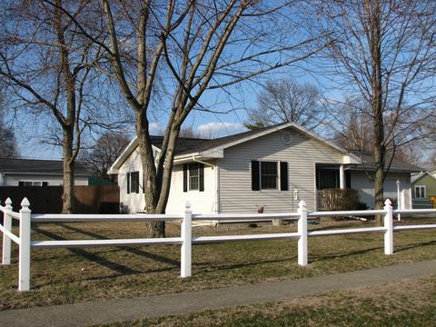 304 Ensey St, Tuscola, IL 61953 photo 36